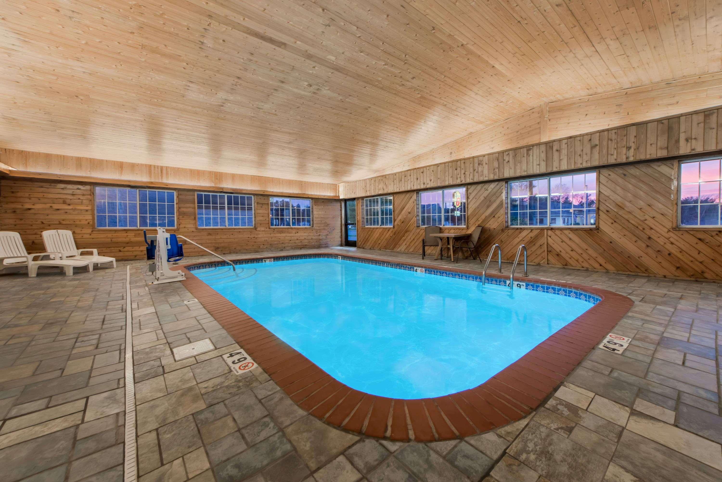 Days Inn By Wyndham Ottumwa Exterior photo