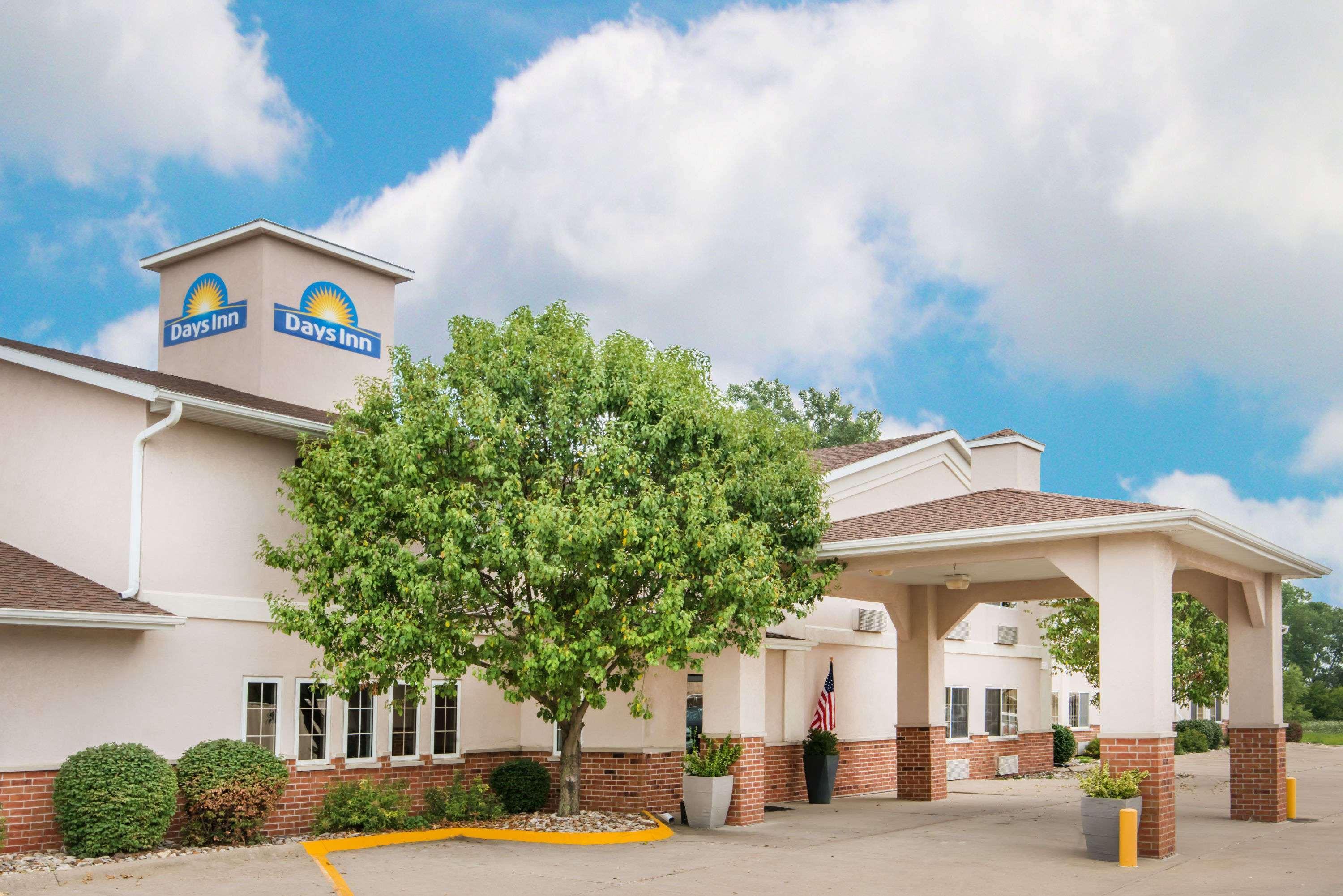 Days Inn By Wyndham Ottumwa Exterior photo